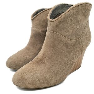 Aldo Figode Size 8.5 Sand/Tan Suede Wedge Boots